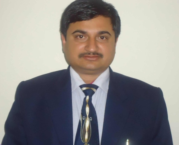 प्रतिष्ठानबाट औषधि र ल्याब जाच बाहिर पठाएको प्रमाणसहित उजुरी आए कारबाही गर्ने रजिस्ट्रारले दिए चेतावनि