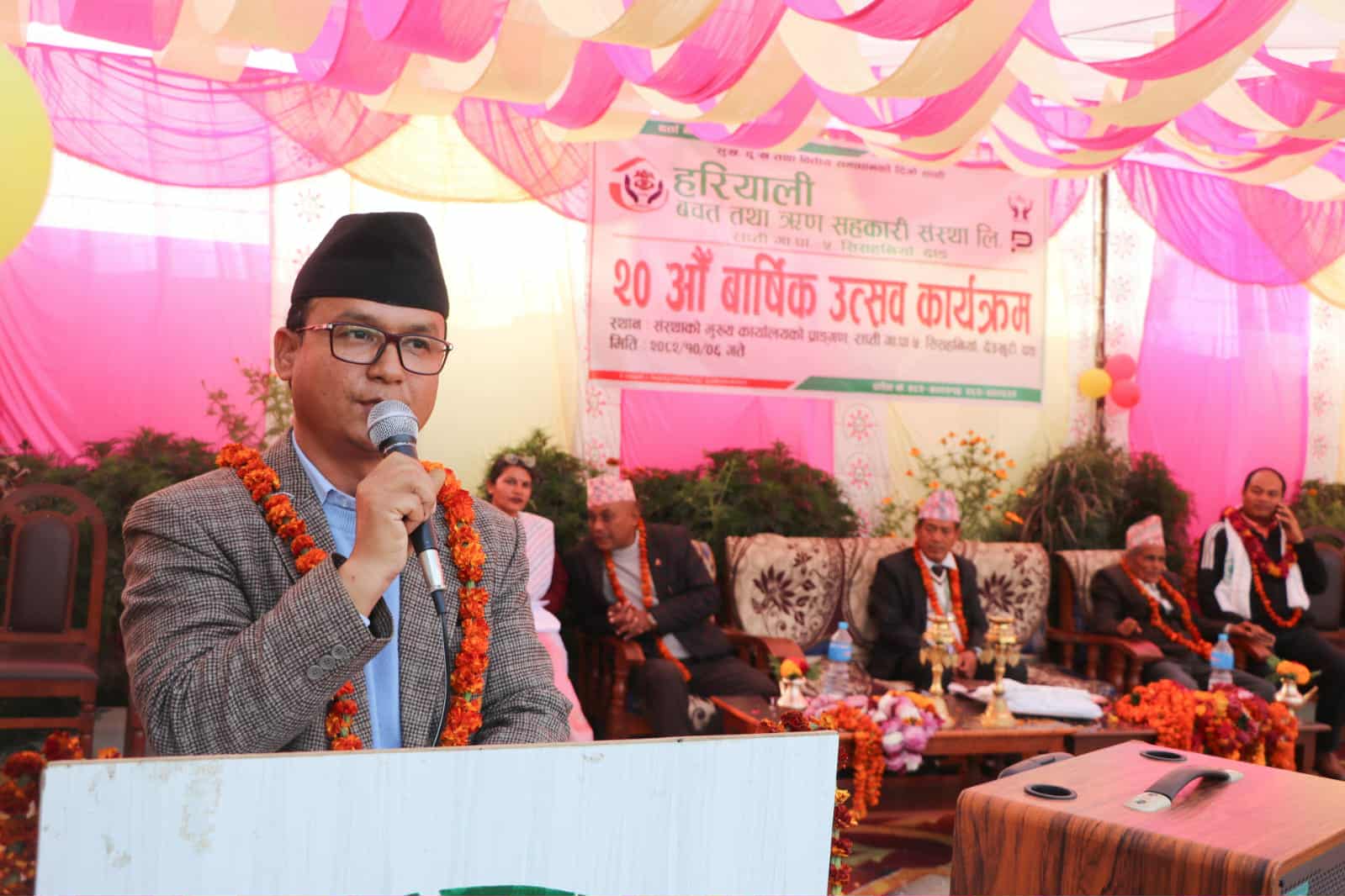 सहकारी संस्थाहरू उत्पादनमूलक कार्यमा लाग्नुपर्छ: अध्यक्ष विष्ट